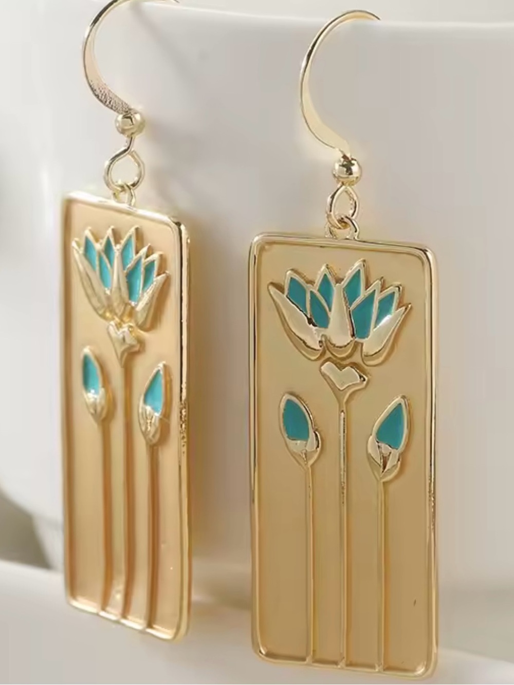 New Gold Colored Enameled Lotus Flower Eartings - Picture 2 of 6
